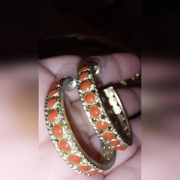 Elegant Vintage Gold and Orange Hoop Earrings - Picture 1 of 3